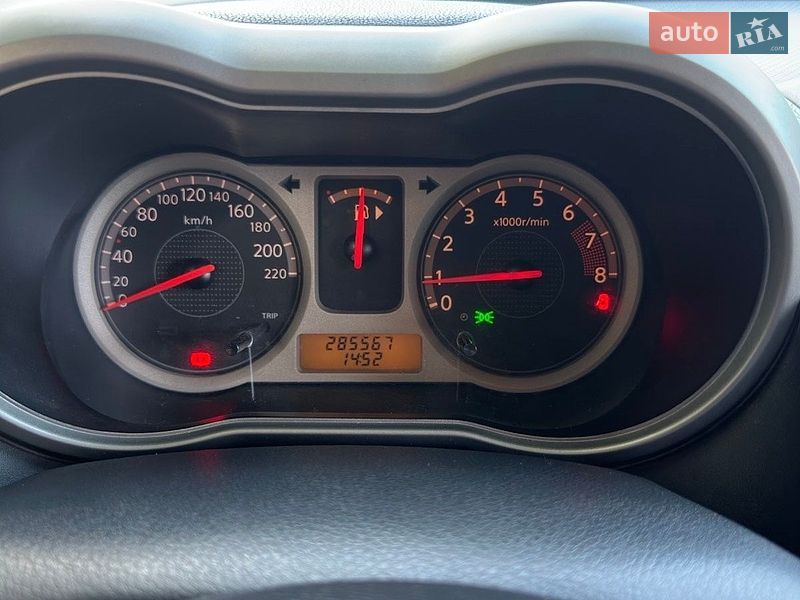 Хетчбек Nissan Note 2006 в Хмельницькому