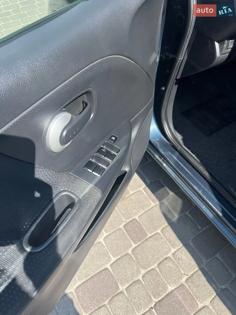 2012 Nissan Note - мініатюра 12