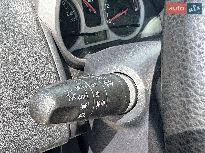 Хетчбек Nissan Note 2006 в Житомирі