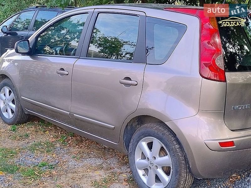 Хэтчбек Nissan Note 2008 в Шепетовке