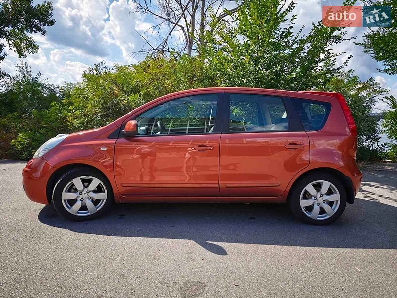 Хэтчбек Nissan Note 2008 в Днепре