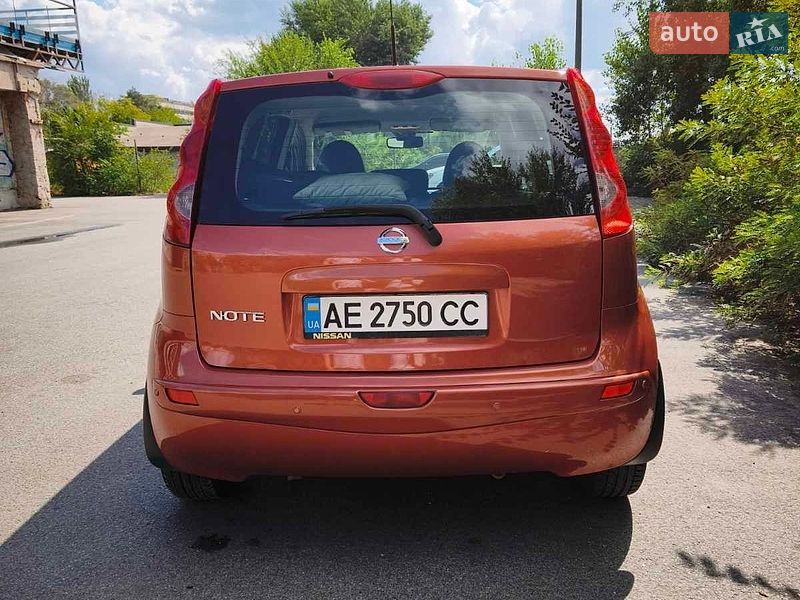 Хетчбек Nissan Note 2008 в Дніпрі