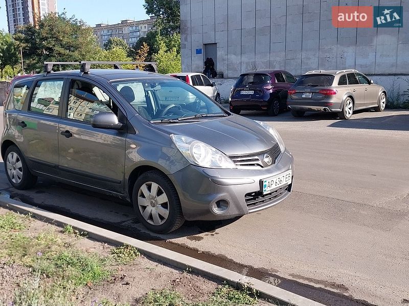 Хетчбек Nissan Note 2011 в Дніпрі