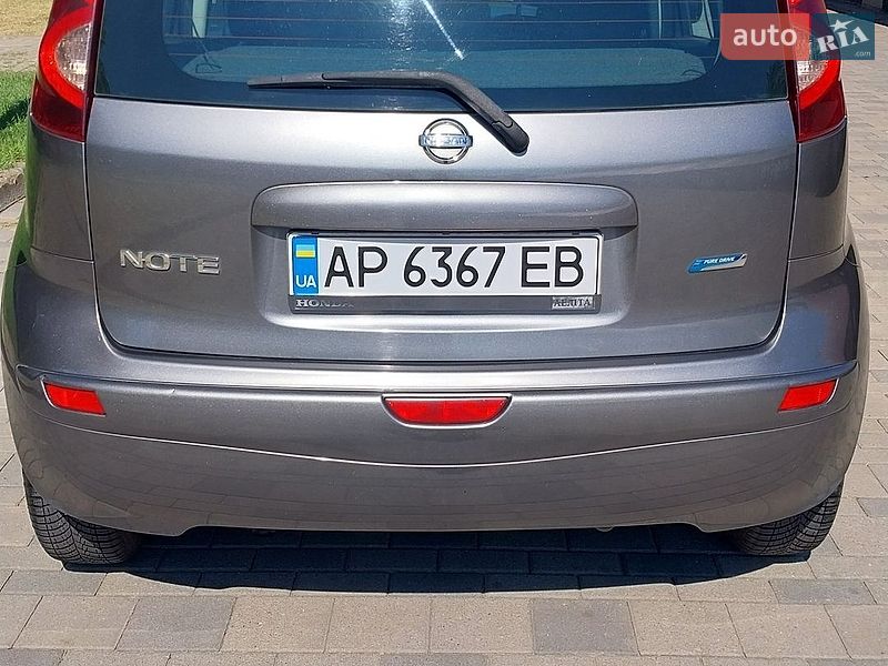 Хетчбек Nissan Note 2011 в Дніпрі