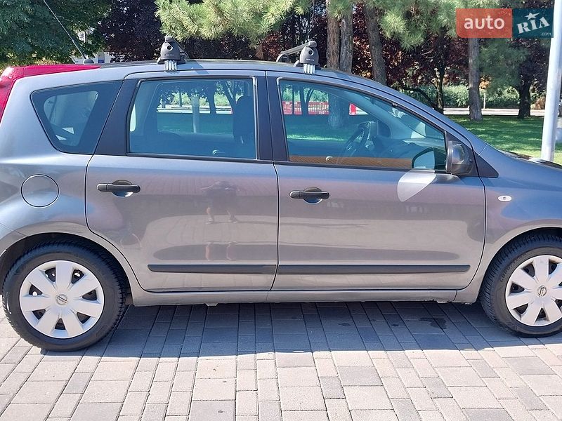 Хетчбек Nissan Note 2011 в Дніпрі