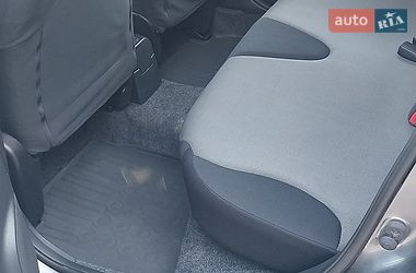 Хетчбек Nissan Note 2011 в Дніпрі