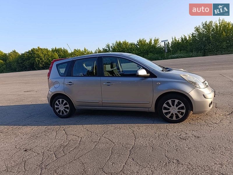 Хэтчбек Nissan Note 2008 в Хмельницком