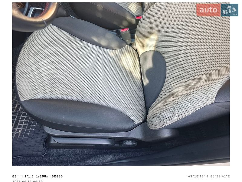 Хетчбек Nissan Note 2011 в Вінниці