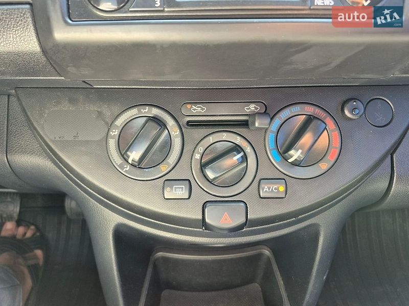 Хетчбек Nissan Note 2011 в Кропивницькому