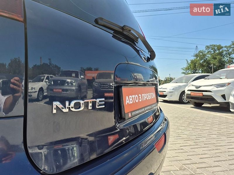 Хетчбек Nissan Note 2011 в Кропивницькому