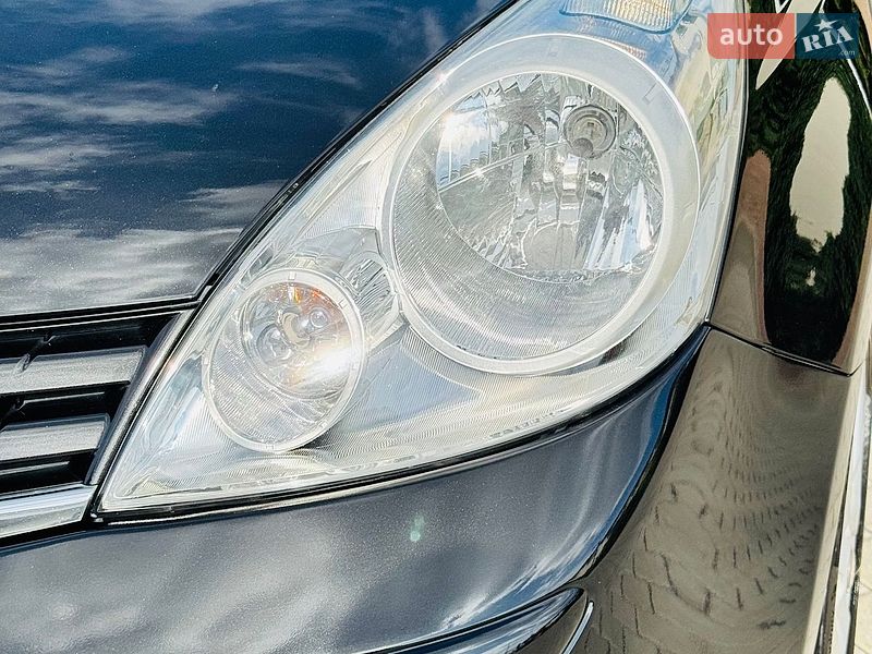 Хетчбек Nissan Note 2009 в Житомирі