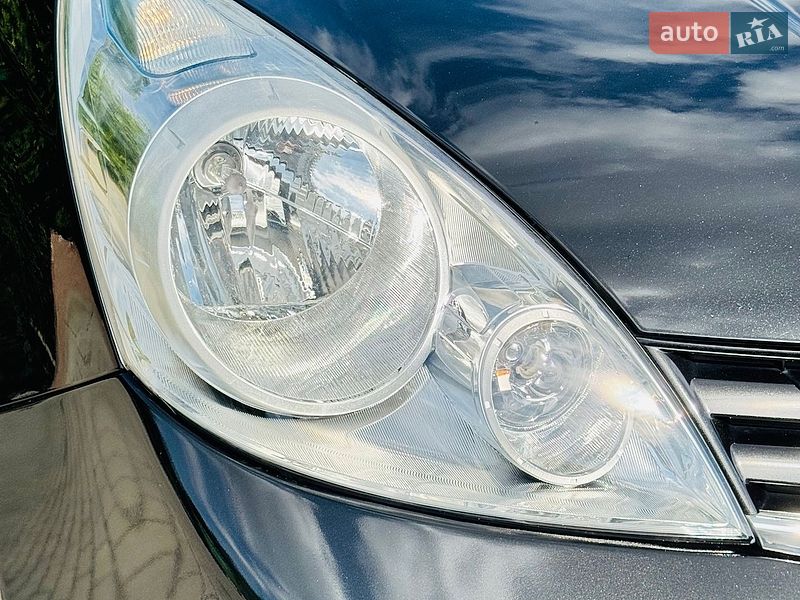 Хетчбек Nissan Note 2009 в Житомирі