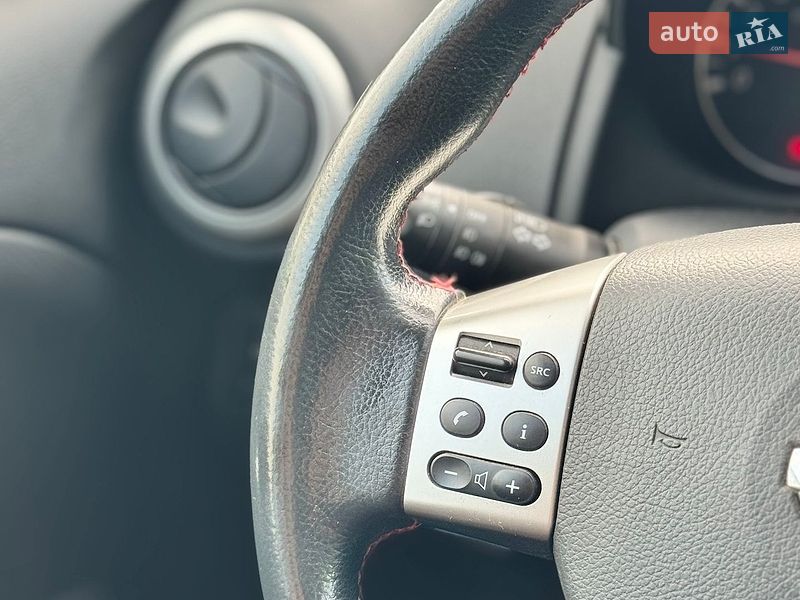 Хетчбек Nissan Note 2009 в Житомирі