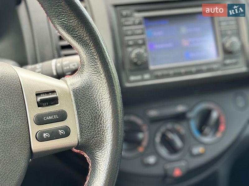 Хетчбек Nissan Note 2009 в Житомирі