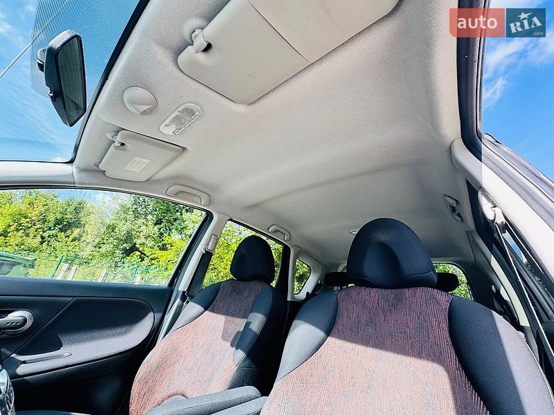 Хетчбек Nissan Note 2009 в Житомирі