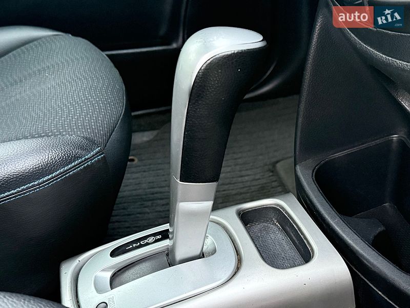 Хэтчбек Nissan Note 2012 в Днепре