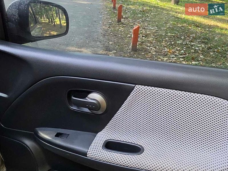 Хетчбек Nissan Note 2007 в Києві