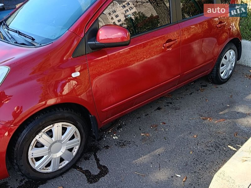 Хэтчбек Nissan Note 2007 в Киеве фото 3 Хэтчбек Nissan Note 2007 в Киеве
