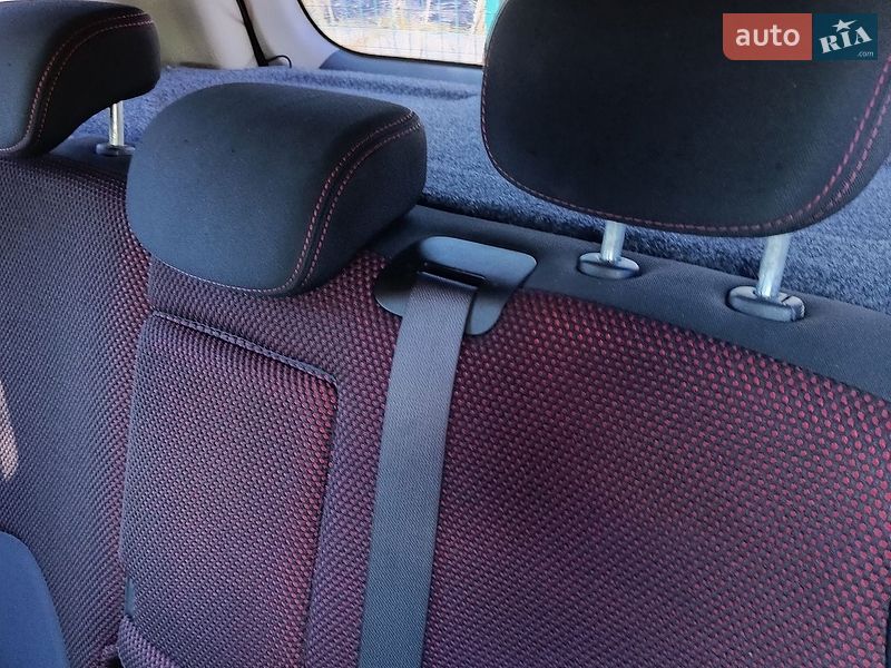 Хэтчбек Nissan Note 2007 в Киеве фото 8 Хэтчбек Nissan Note 2007 в Киеве