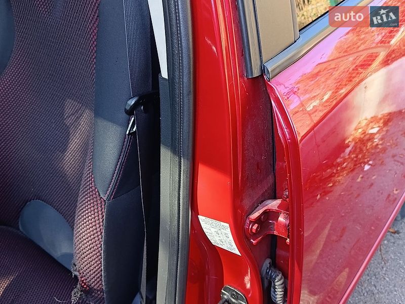 Хэтчбек Nissan Note 2007 в Киеве фото 14 Хэтчбек Nissan Note 2007 в Киеве