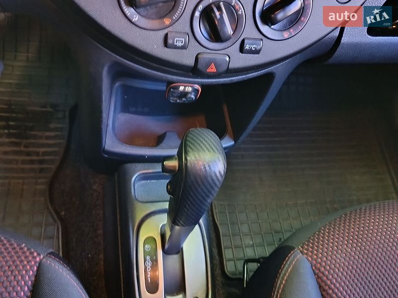 Хэтчбек Nissan Note 2007 в Киеве фото 28 Хэтчбек Nissan Note 2007 в Киеве