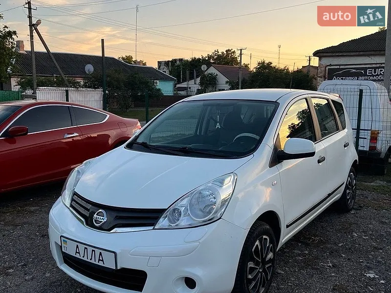 Nissan Note 2011