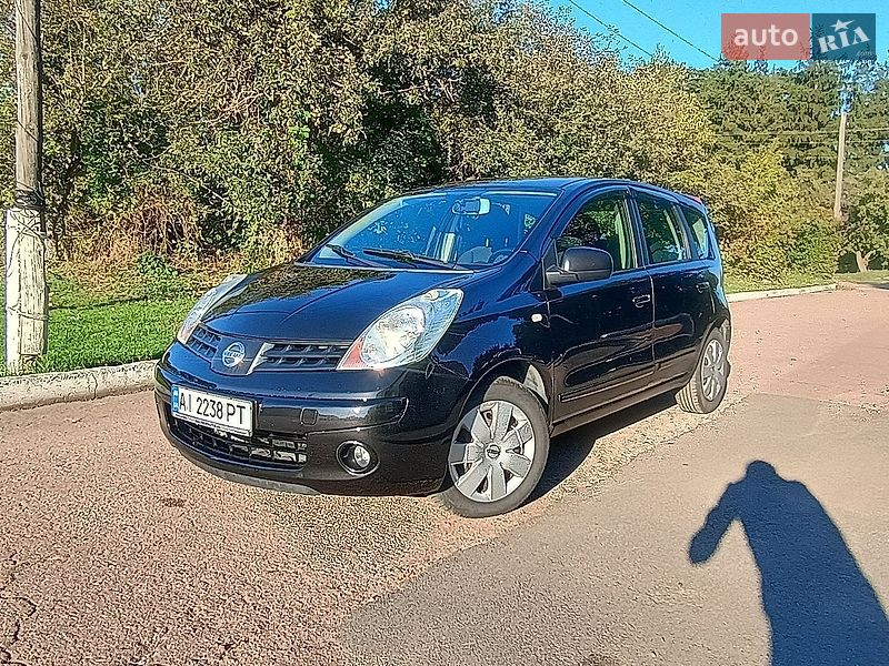 Хэтчбек Nissan Note 2008 в Прилуках