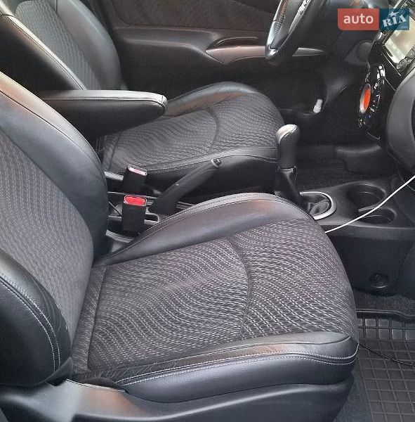 Хэтчбек Nissan Note 2013 в Киеве