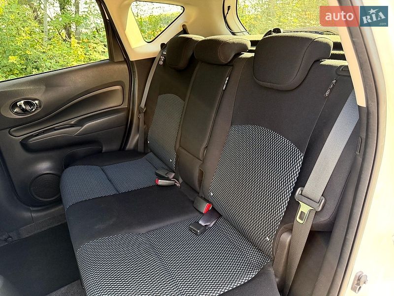 Хэтчбек Nissan Note 2015 в Мостиске