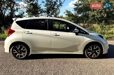 Хэтчбек Nissan Note 2015 в Мостиске