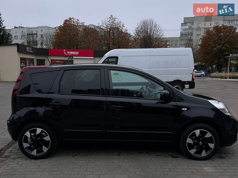 Хетчбек Nissan Note 2012 в Луцьку