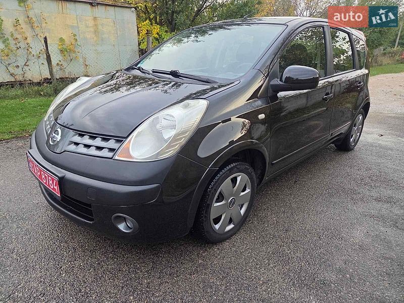 Хетчбек Nissan Note 2006 в Кам'янському