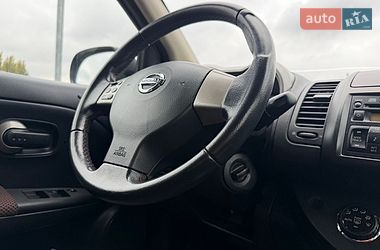 Хэтчбек Nissan Note 2008 в Ровно
