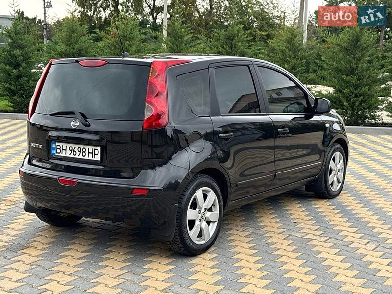 Хэтчбек Nissan Note 2008 в Одессе
