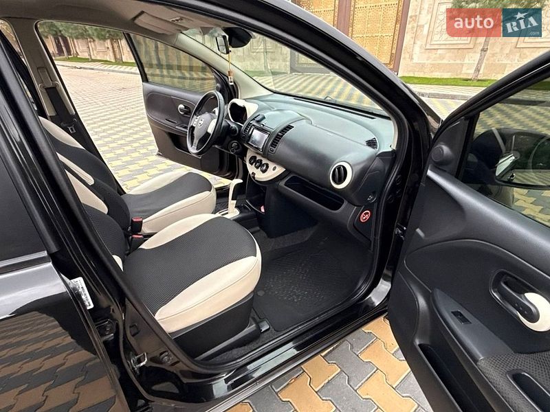 Хэтчбек Nissan Note 2008 в Одессе