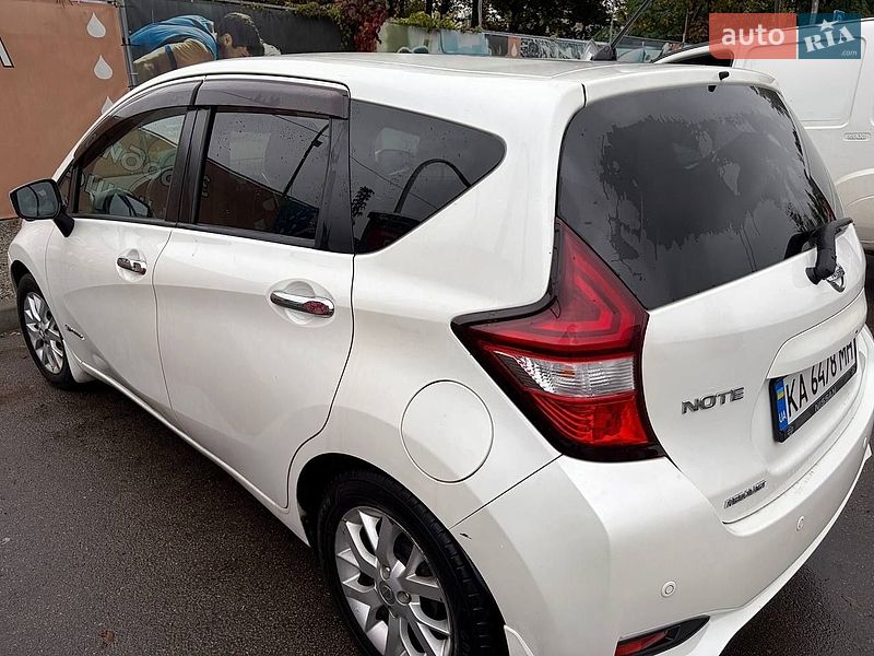 Хэтчбек Nissan Note 2017 в Киеве