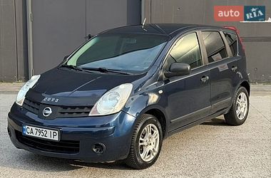 Хэтчбек Nissan Note 2006 в Киеве