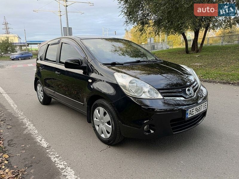 Хетчбек Nissan Note 2011 в Дніпрі