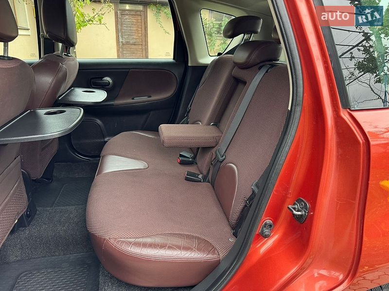 Хэтчбек Nissan Note 2007 в Ивано-Франковске