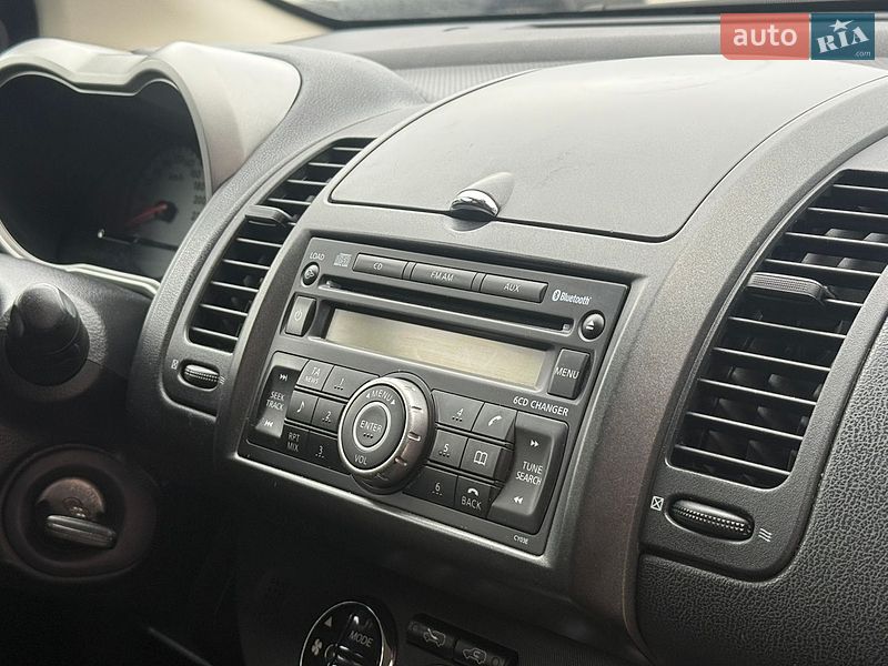 Хэтчбек Nissan Note 2007 в Дубно