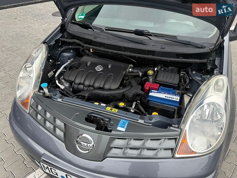 Хэтчбек Nissan Note 2007 в Дубно