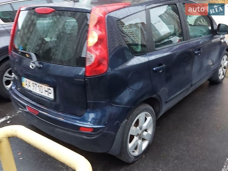 Хэтчбек Nissan Note 2008 в Киеве