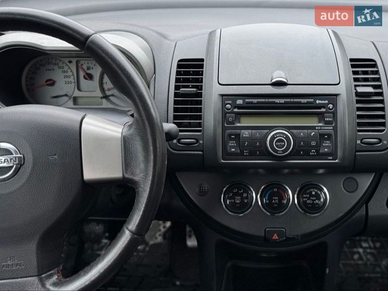 Хэтчбек Nissan Note 2008 в Киеве