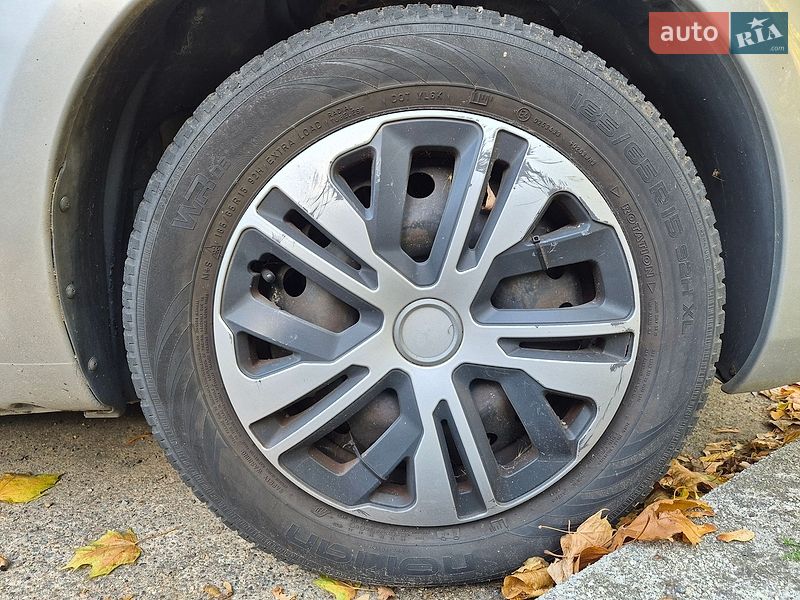 Хетчбек Nissan Note 2007 в Львові