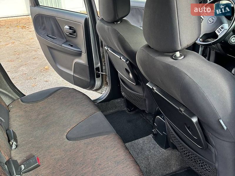 Хэтчбек Nissan Note 2009 в Полтаве