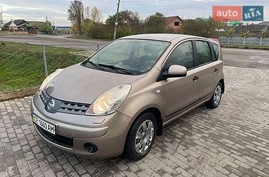 Хетчбек Nissan Note 2008 в Чернівцях