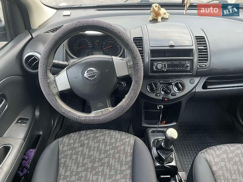 Хетчбек Nissan Note 2008 в Чернівцях