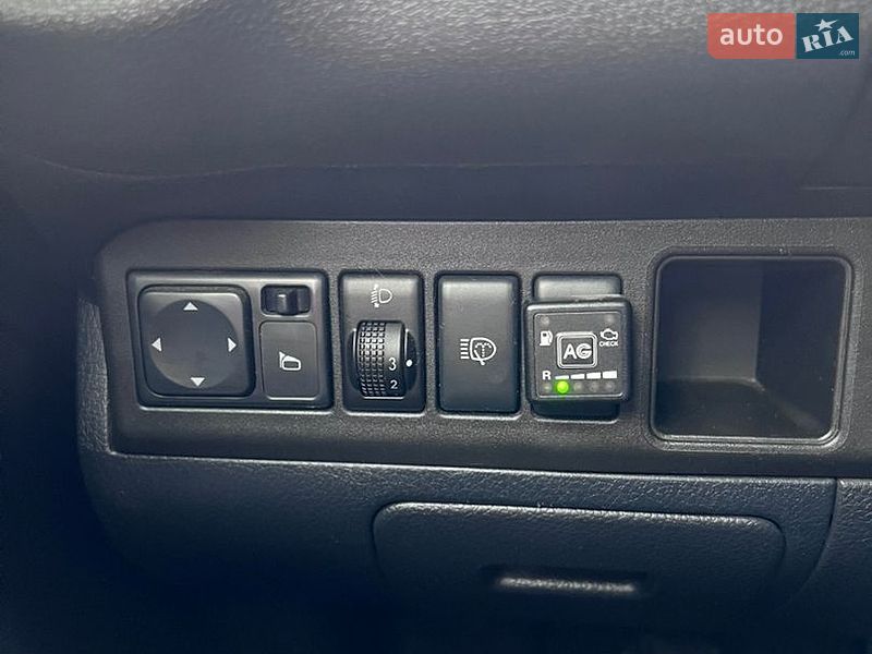 Хэтчбек Nissan Note 2011 в Белой Церкви фото 12 Хэтчбек Nissan Note 2011 в Белой Церкви