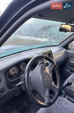 Пикап Nissan NP300 2013 в 