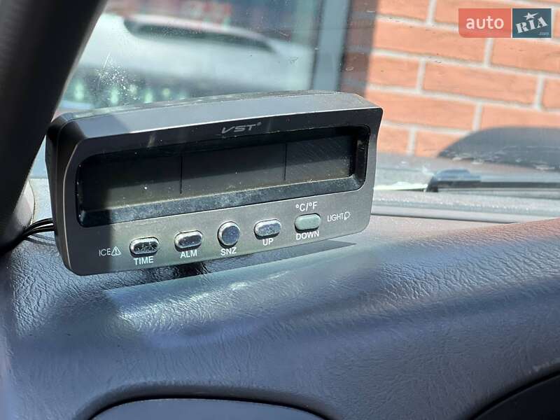 Пікап Nissan NP300 2011 в Києві